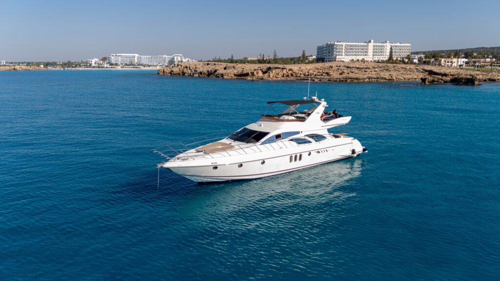 Azimut 62FT